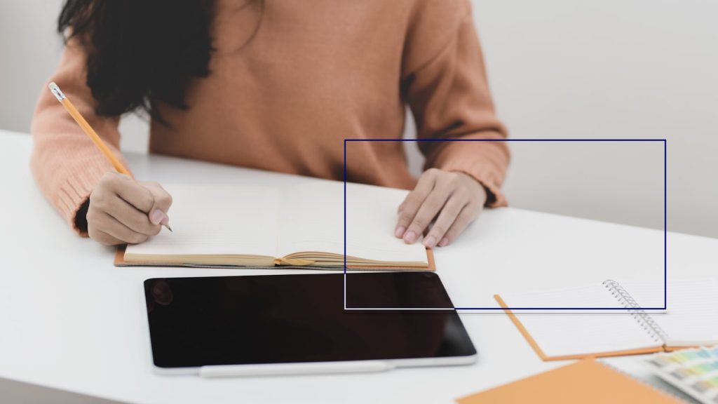 Speaker che prepara una presentazione da remoto